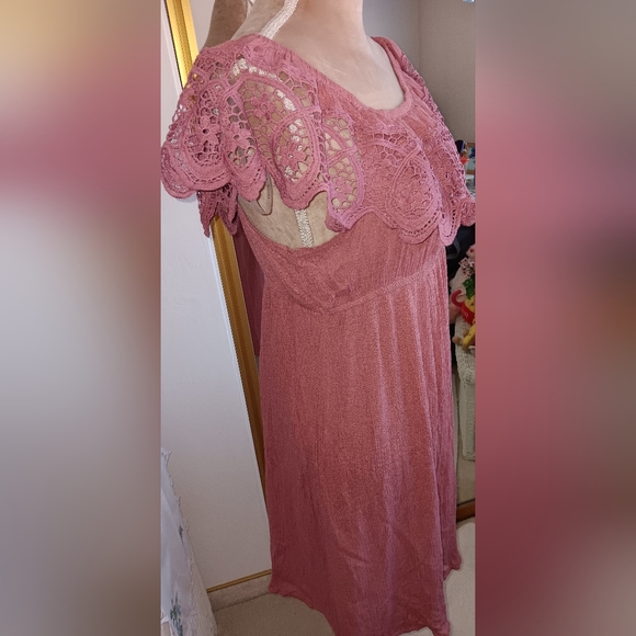 Haute Monde ~ Pink Crochet Lace Off-Shoulder Midi Dress | NWT - Picture 7 of 15